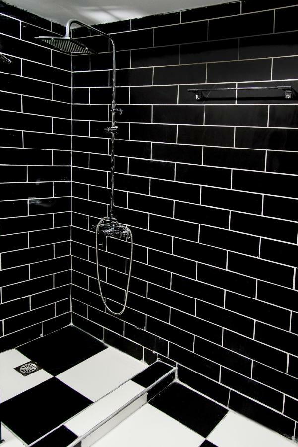 Home Plus Eleutheria Budget Room Афины Экстерьер фото